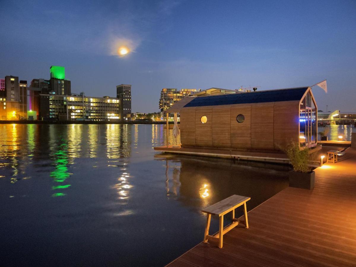 Wikkelboats At Floating Rotterdam Rijnhaven别墅 外观 照片